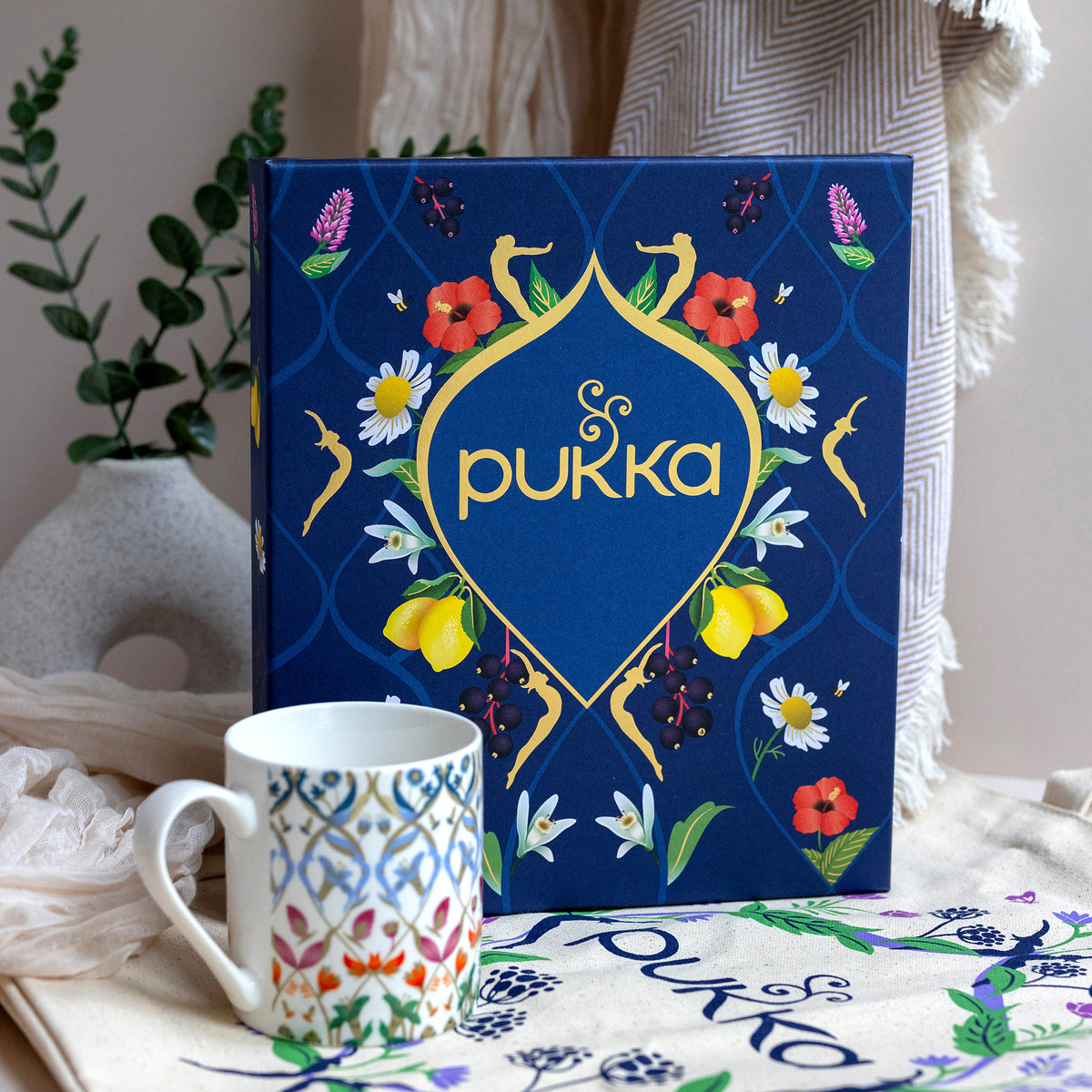 Pukka Organic Herbal Collection Rainbow Tea Gift Set - 45 Organic Tea Bags with Mug and Tote Bag